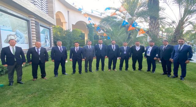 Ak partililer Antalya’da Cumhurbaşkanı Recep Tayyip Erdoğan ile bir araya geldiler