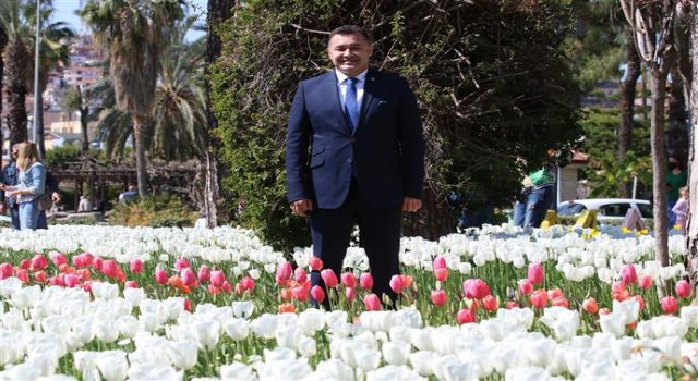 Başkan Adem Murat Yücel tüm Alanya halkının Kurban Bayramını kutladı
