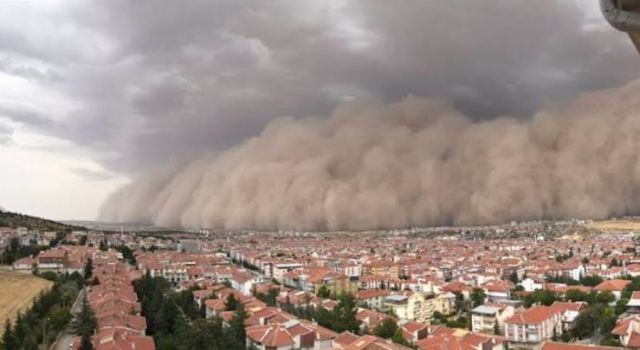 YETKİLİLER UYARDI ALANYA’YA AFRİKA TOZ FIRTINASI GELİYOR