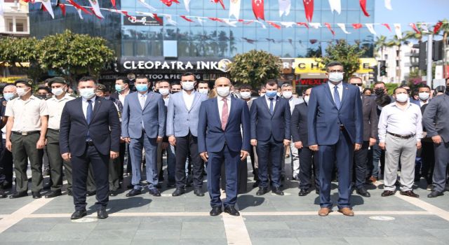 Alanya’da Atatürk’ü anma gençlik ve spor bayramı törenle kutlandı