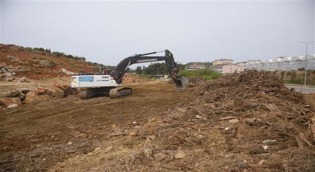 Batı mahalleleri yol açma çalışmaları devam ediyor