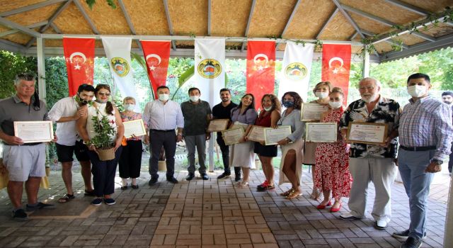 en güzel balkon ve bahçe yarışmasında ödüller sahiplerine verildi