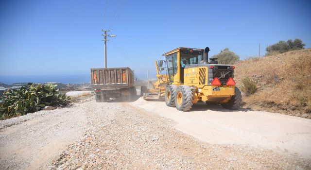 Alanya belediyesinin Doğu’dan Batı’ya asfalt çalışması devam devam ediyor