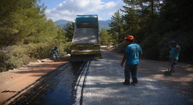 Alanya mahallelerinde asfalt çalışmaları devam ediyor