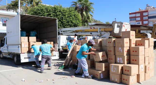 Alanya belediyesi Güdoğmuş’ta da yaraları sarıyor