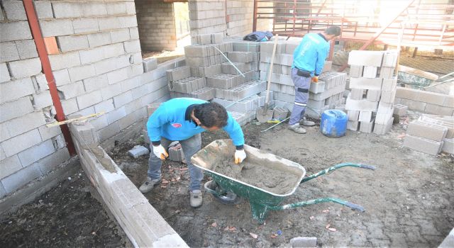 Alanya belediyesi tarafından Bademağacı mahallesine çok amaçlı salon yapılıyor