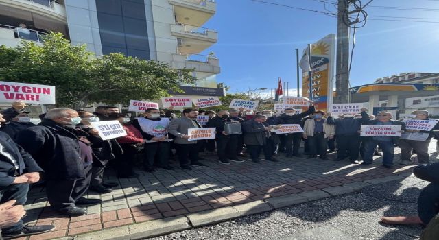 YÜKSEK GELEN ELEKTRİK FATURALARI CK ÖNÜNDE PROTESTO EDİLDİ