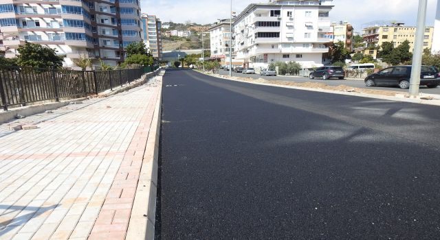 ALANYA BELEDİYESİ’NDEN SICAK ASFALT ATAĞI