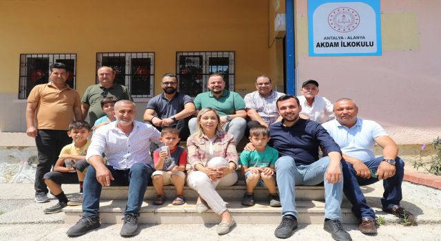 AK PARTİLİLER AKDAM MAHALLESİNDE SAĞLIK TARAMASI YAPTILAR