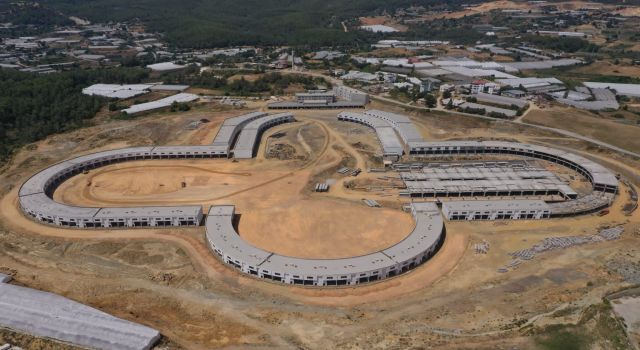YENİ HAL KOMPLEKSİNE TAŞINMA KONUSU MASAYA YATIRILDI