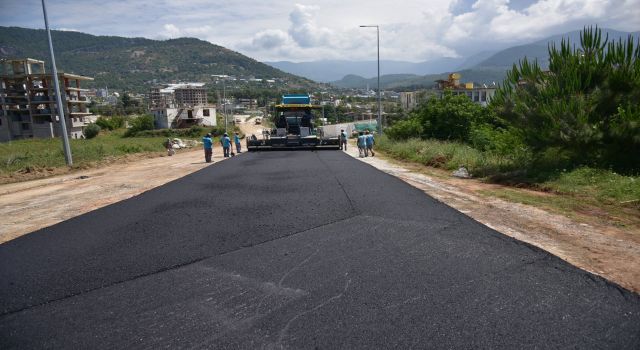 ÇIPLAKLI KAZIM KARABEKİR CADDESİ ASFALTLA BULUŞUYOR