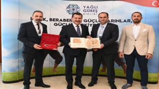 Yağlı güreş düzenleyen kentler birliği meclisi Antalya’da gerçekleşti