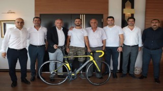 Özdemir ailesinden bisiklet sporuna destek