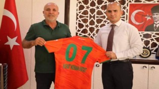 Alanyaspor’dan yeni emniyet müdürüne hayırlı olsun ziyareti