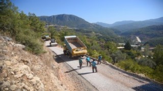 Alanya belediyesi Asfalt seferberliği devam ediyor