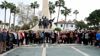 Türk kadınına seçme ve seçilme hakkı verilişinin 87.yılı kutlandı