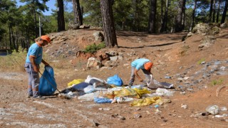 ALANYA’NIN HER KÖŞESİNDE TEMİZLİK ÇALIŞMALARI ARALIKSIZ SÜRÜYOR