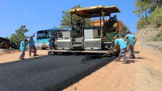 DİMÇAYI YOLU SICAK ASFALTLA KONFORLU HALE GELİYOR