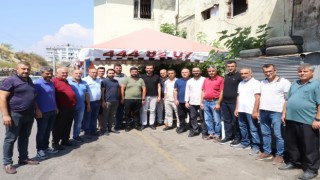 AK PARTİLİLER KONAKLI MAHALLESİNDE VATANDAŞLARA AŞURE İKRAM ETTİ