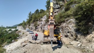 YAYLA YOLLARINDA ÇALIŞMALAR DEVAM EDİYOR