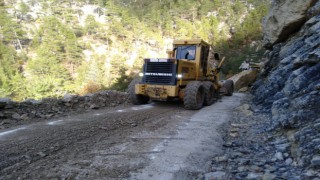 TAŞATAN YOLU 15 GÜN TRAFİĞE KAPATILACAK