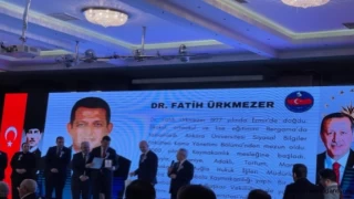 Fatih Ürkmezer 'Yılın İdarecisi' ödülüne layık görüldü