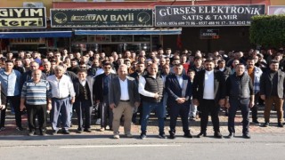 KONAKLI MAHALLESİNİN SEVİLEN İSMİ MUZAFFER ŞENGÖZ MUHTARLIĞA GÖZ KIRPTI